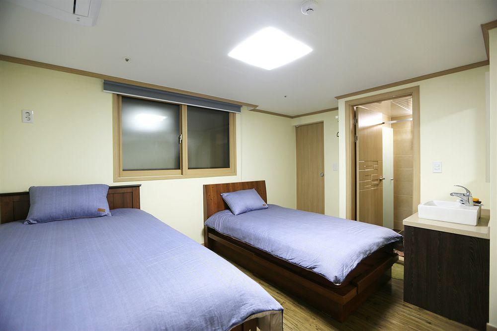 Roi House Hotel Seoul Exterior photo