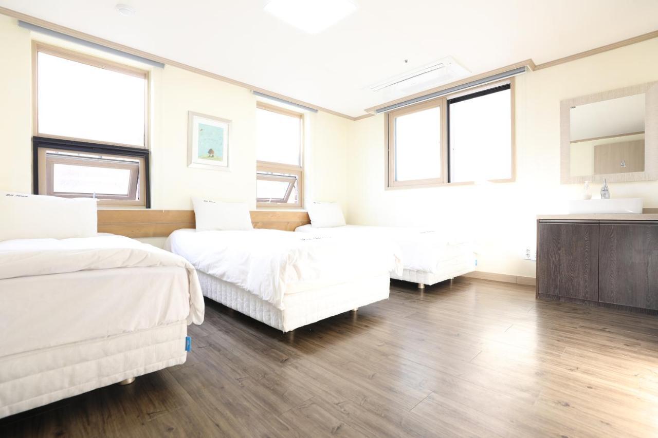 Roi House Hotel Seoul Room photo